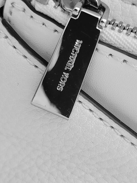 Like New Michael Kors Jessa White Leather Mini Backpack Purse main image 7